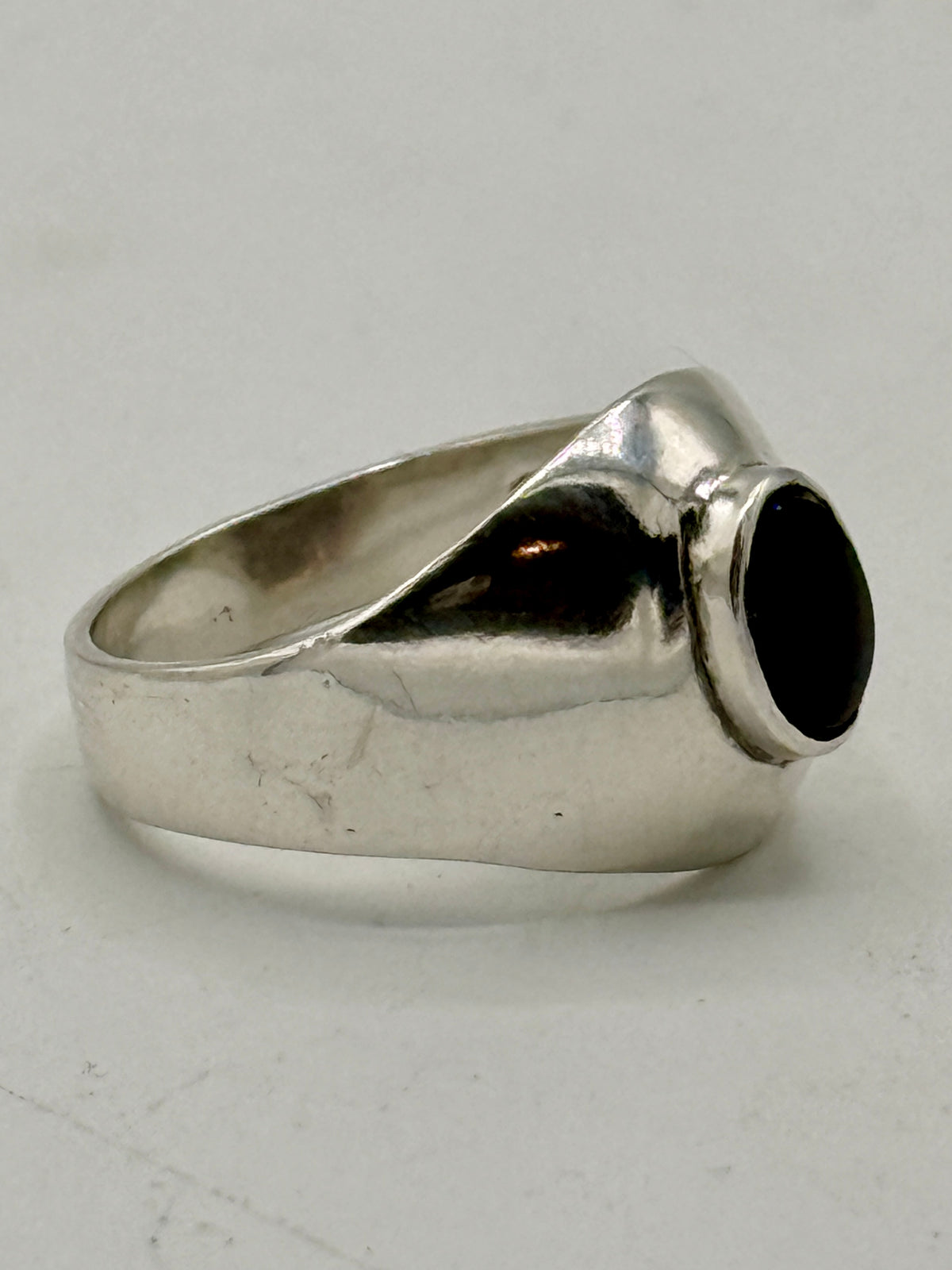 Vintage Onyx & Sterlingsølv ring. Polen. Fra 1980érne