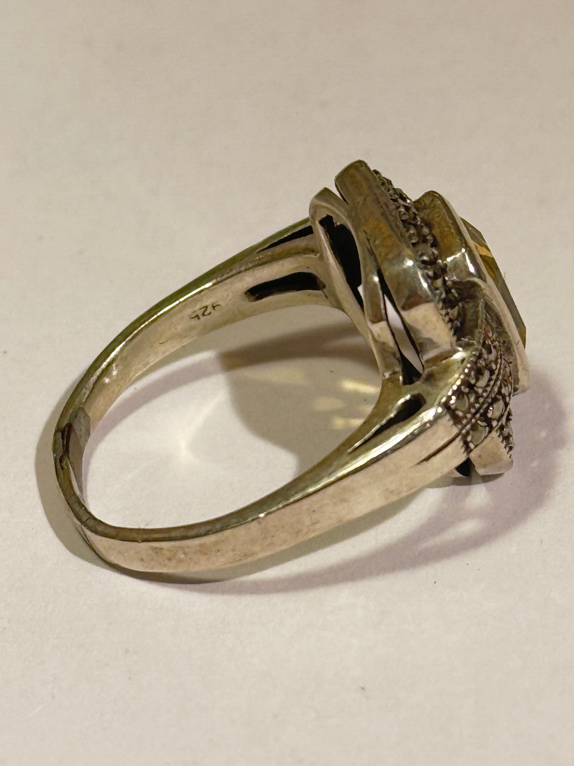 Art deco citrin, pyrit & sølv ring, fra 1930érne