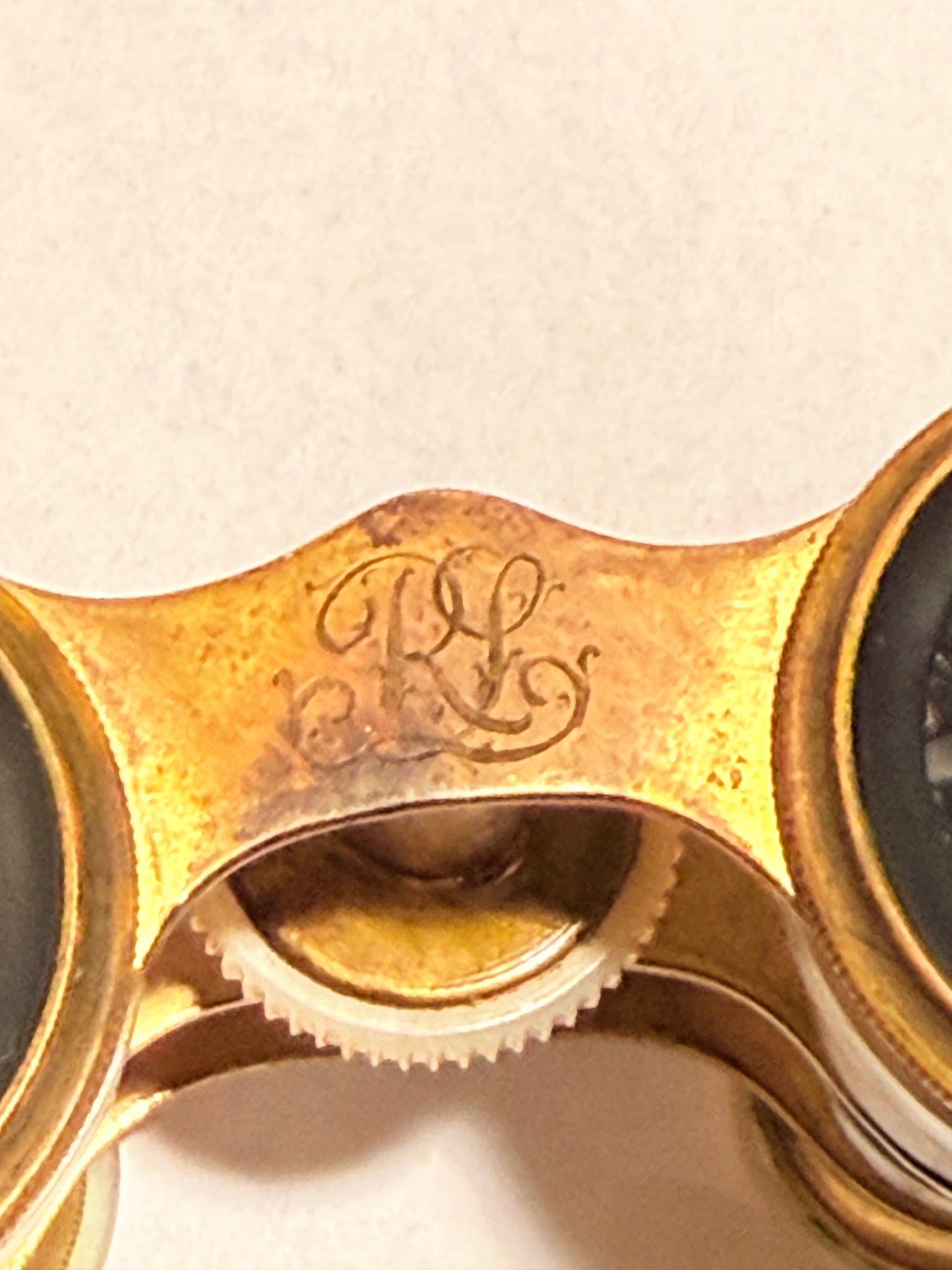 Antik teater kikkert indlagt med perlemor, fra start 1900 tallet.