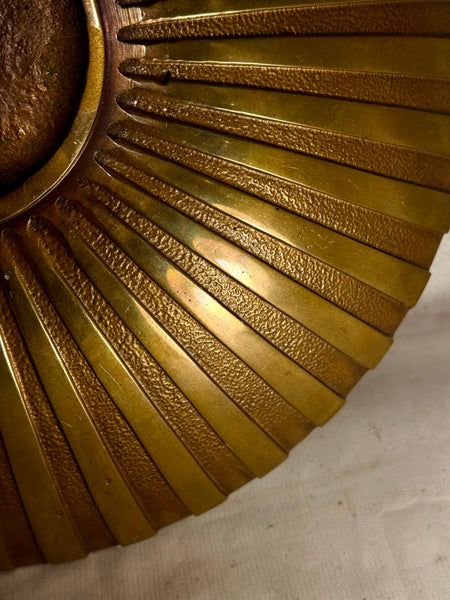 Tinos riflet Art Deco bronze fad.
