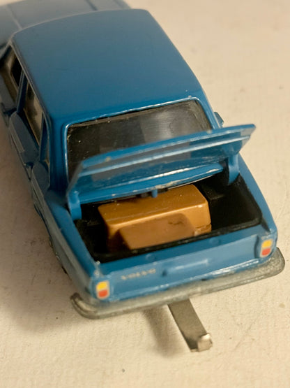 TEKNO Denmark Volvo 144 No. 822.