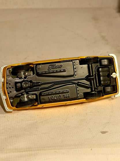 TEKNO Volvo 144 Hollandsk politibil No. 822. NEAR MINT.