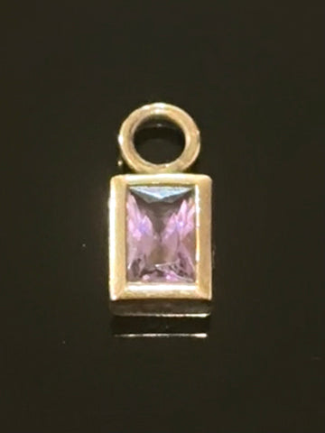 Vintage 8K. Guld charm / vedhæng, med Amethyst.
