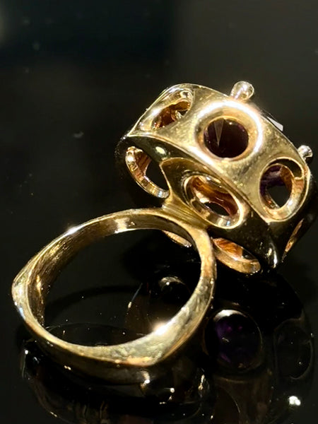 Hermann Siersbøl (1948-64) Stor 14K guld cocktail ring med Amethyst.