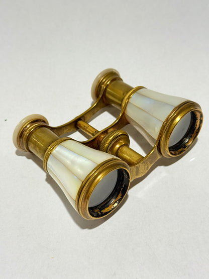 Antik teater kikkert indlagt med perlemor, fra start 1900 tallet.