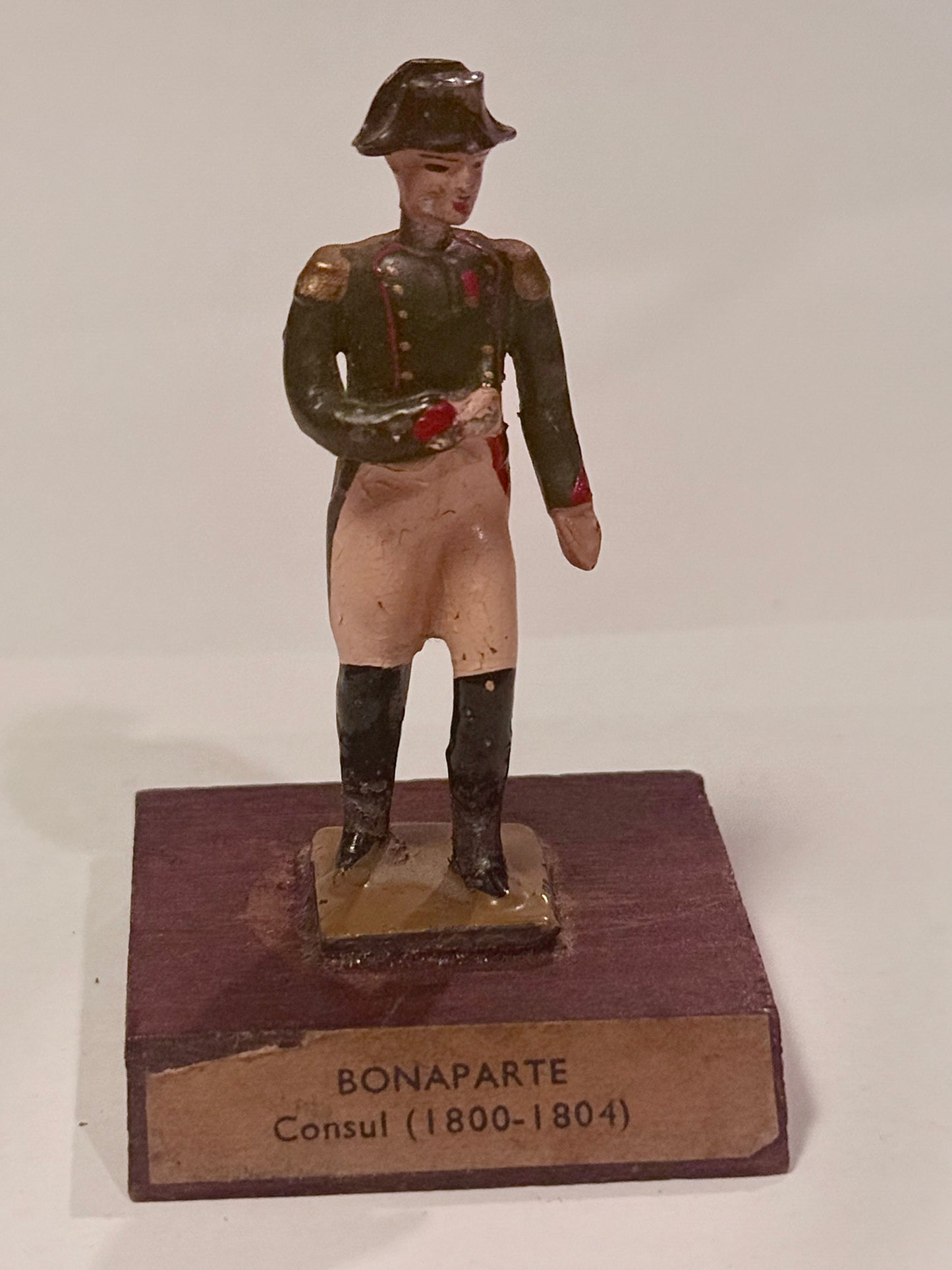 Antik Napoleon håndmalet tin figur, Frankrig start 1900tallet.