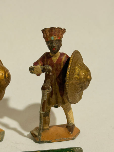 Antik heyde tinsoldater. etiopiske soldater med tæppe, fra start 1900tallet