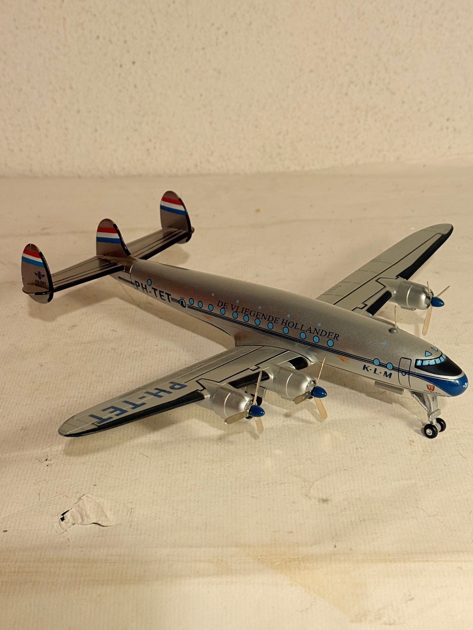 Corgi Lockheed L-1049 Super Constellation toy plane