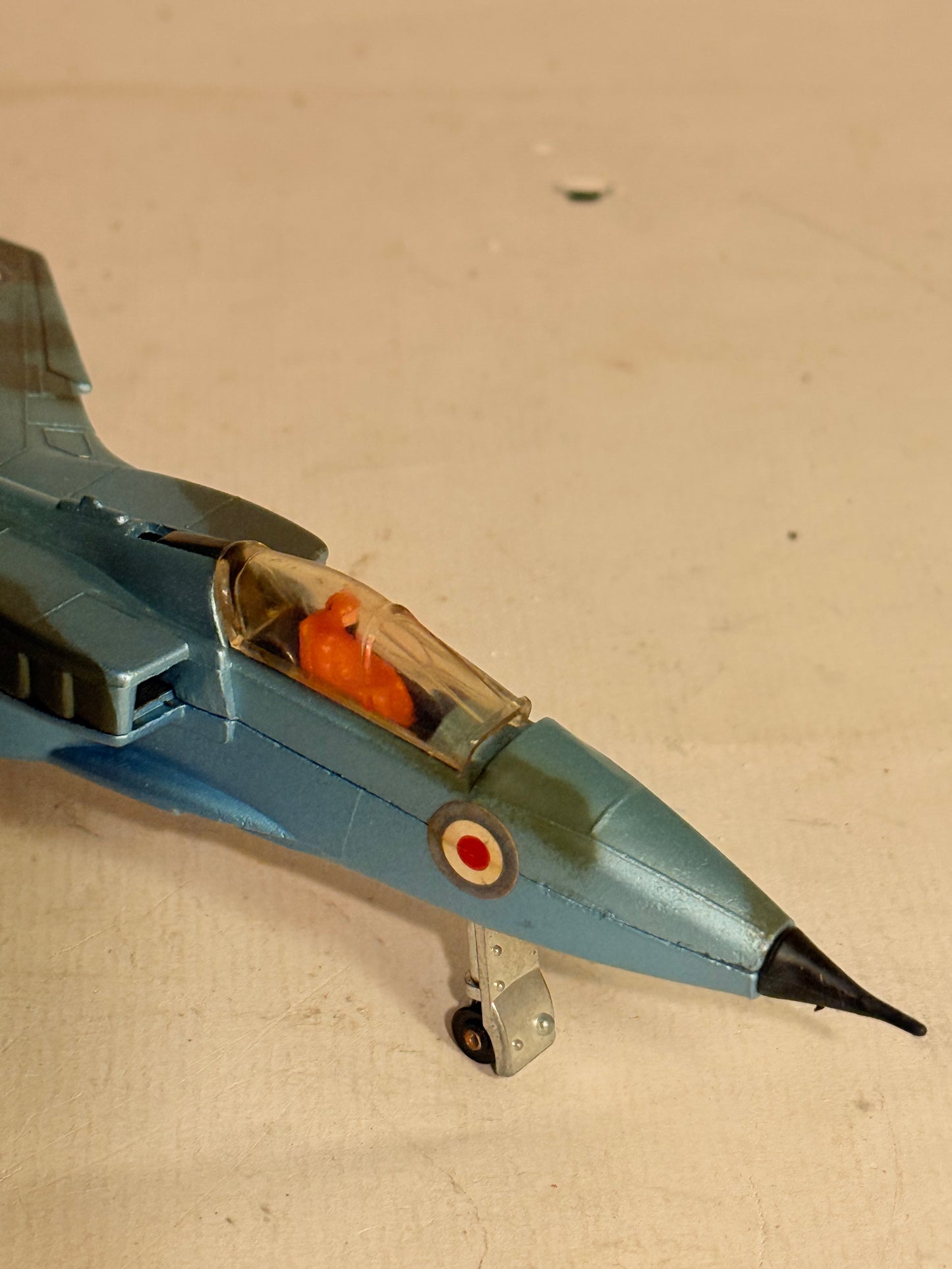 Dinky SEPECAT JAGUAR legetøjsfly