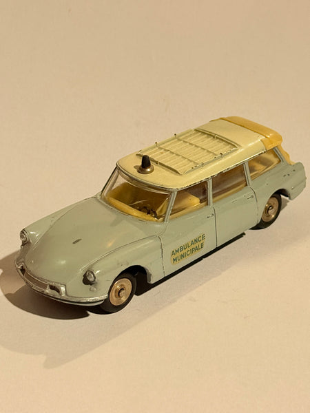 Dinky toys Citröen Break ID19 ambulance muncipale diecast legetøjsbil