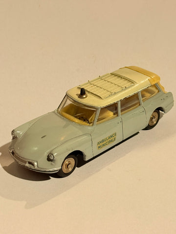 Dinky toys Citröen Break ID19 ambulance muncipale diecast legetøjsbil