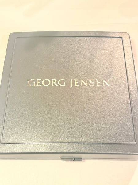 Georg Jensen Christmas Mobile 2015 - Heart. Design: Louise Campbell.