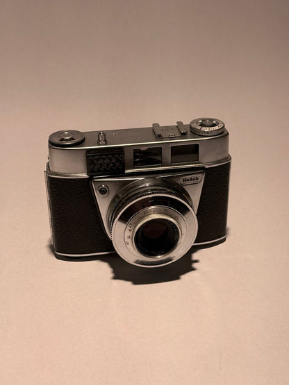Vintage Kodak Retinette IB analog kamera med æske mm. Fra 1960'erne