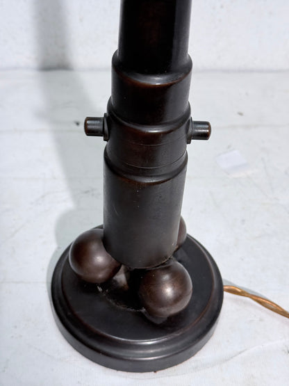 Antik bronze bord lampe med opalglas skærm