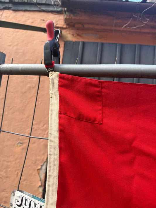 Vintage Dannebrog flag 140x200 til flagstangen, fra midt 1900 tallet.