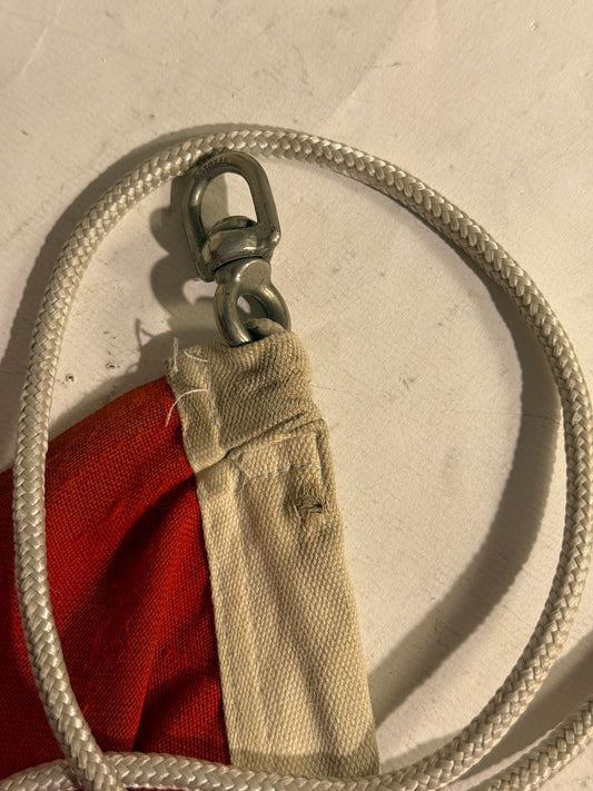 Vintage Dannebrog flag 160x220 til flagstangen, fra midt 1900 tallet.