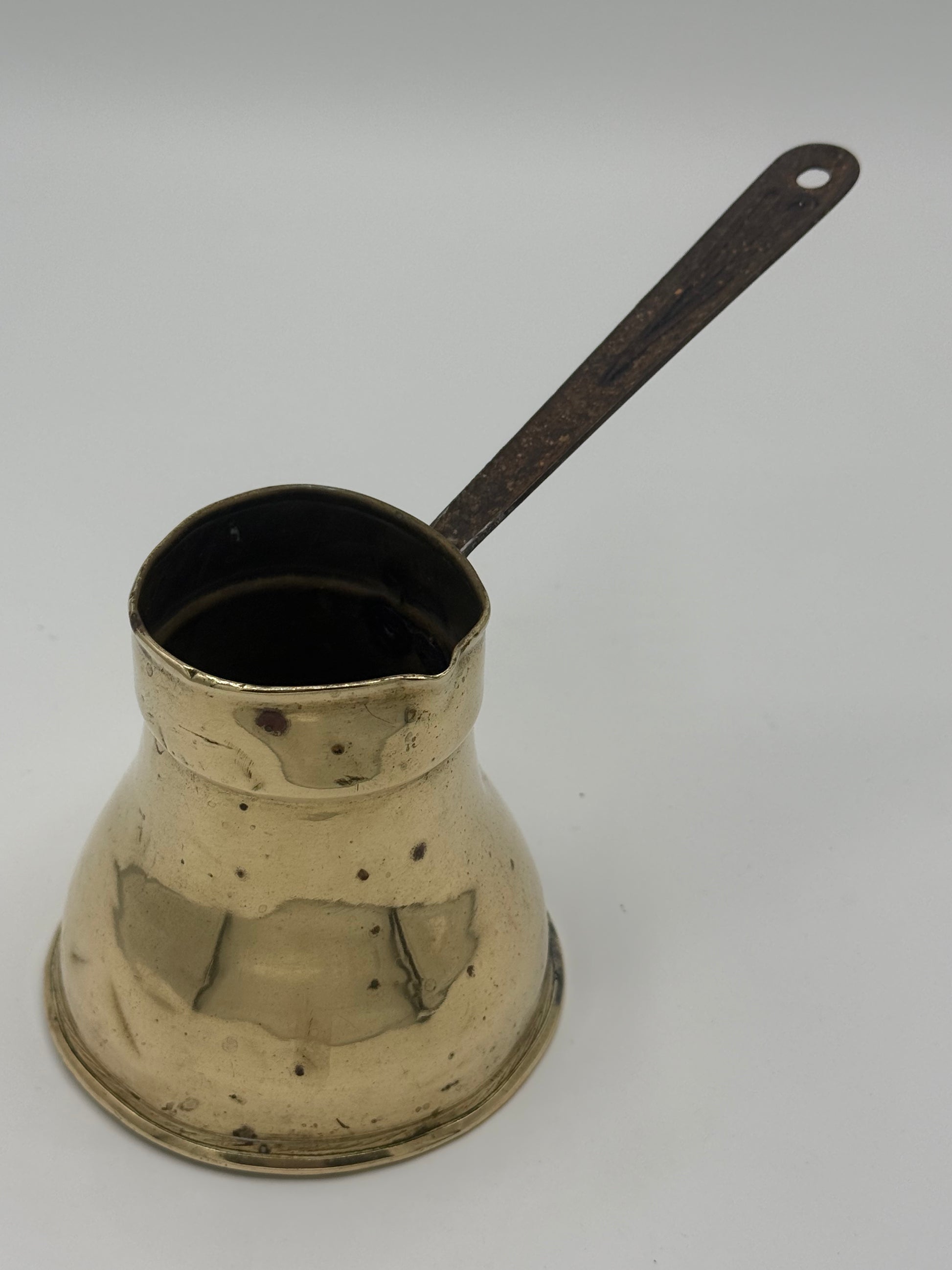 Antik tyrkisk messing kaffekande. Fra 19.Årh