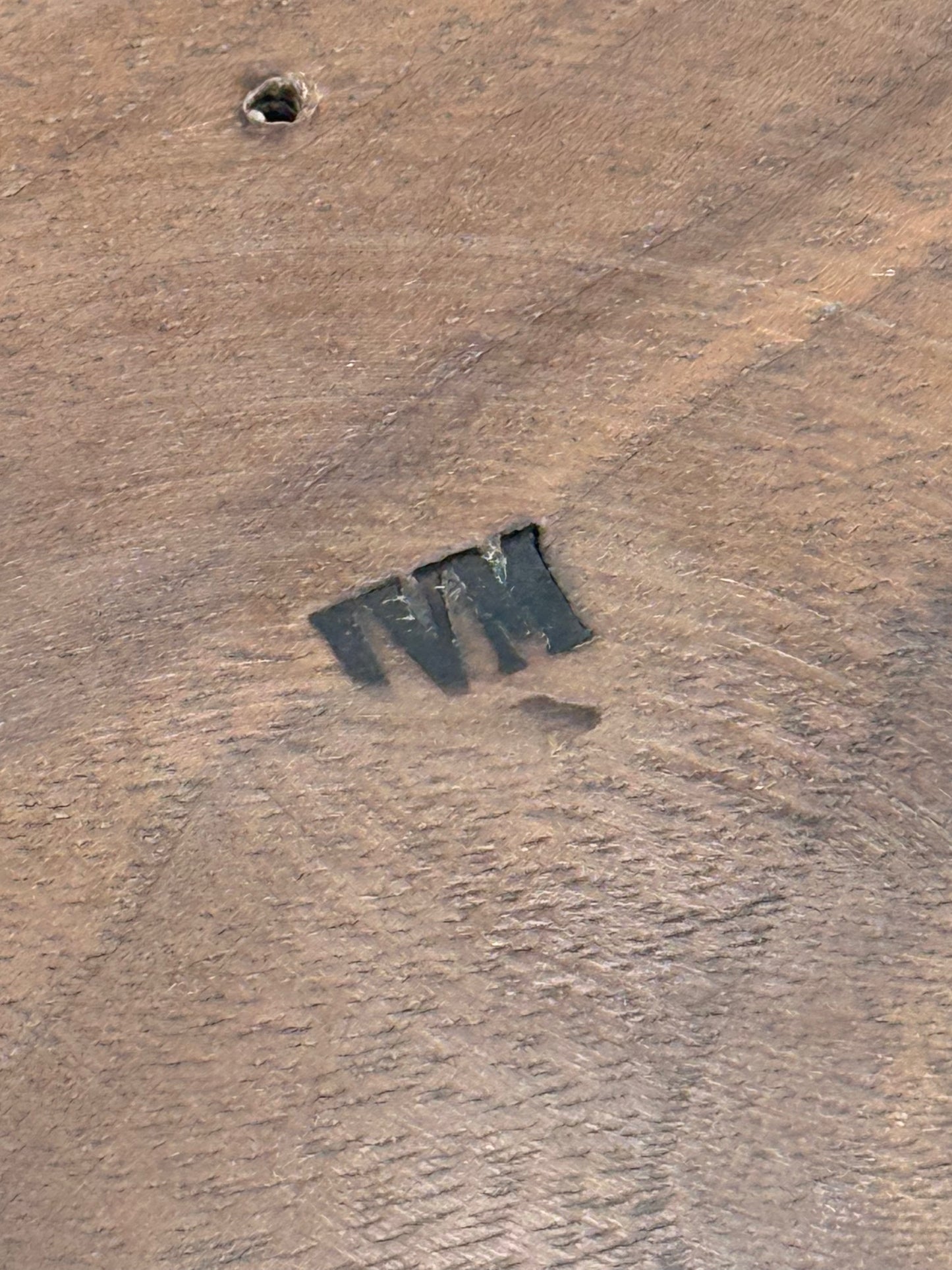 Vintage dansk hånddrejet Valnød og spaltet træ låg æske.