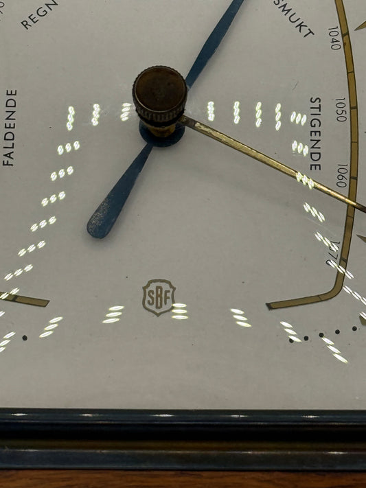 Vintage SBF Barometer med thermometer. Danmark, midt 20.Årh