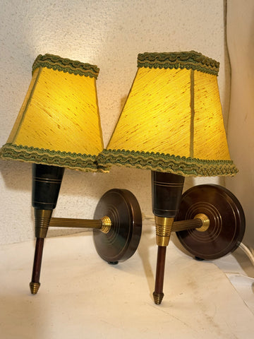 Et par Art Deco væglamper, fra 1930érne.