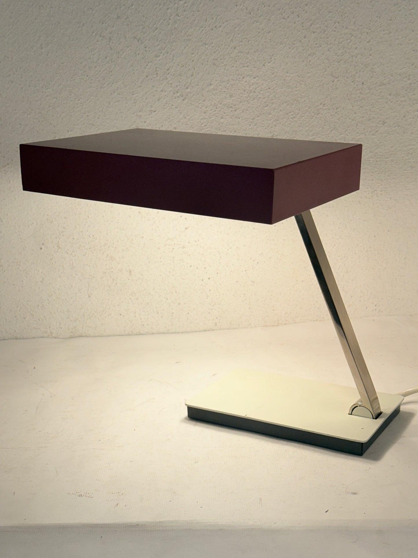 Modernistisk Kaiser Leuchten bordlampe, fra 1960érne.