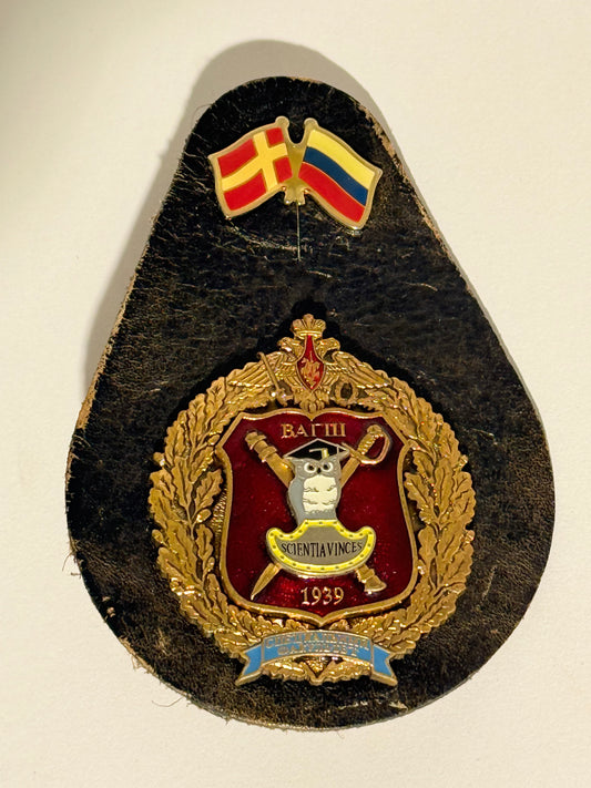 Russiske generalstabs fakultets brystmærke, med dansk russisk flag. SJÆLDEN.
