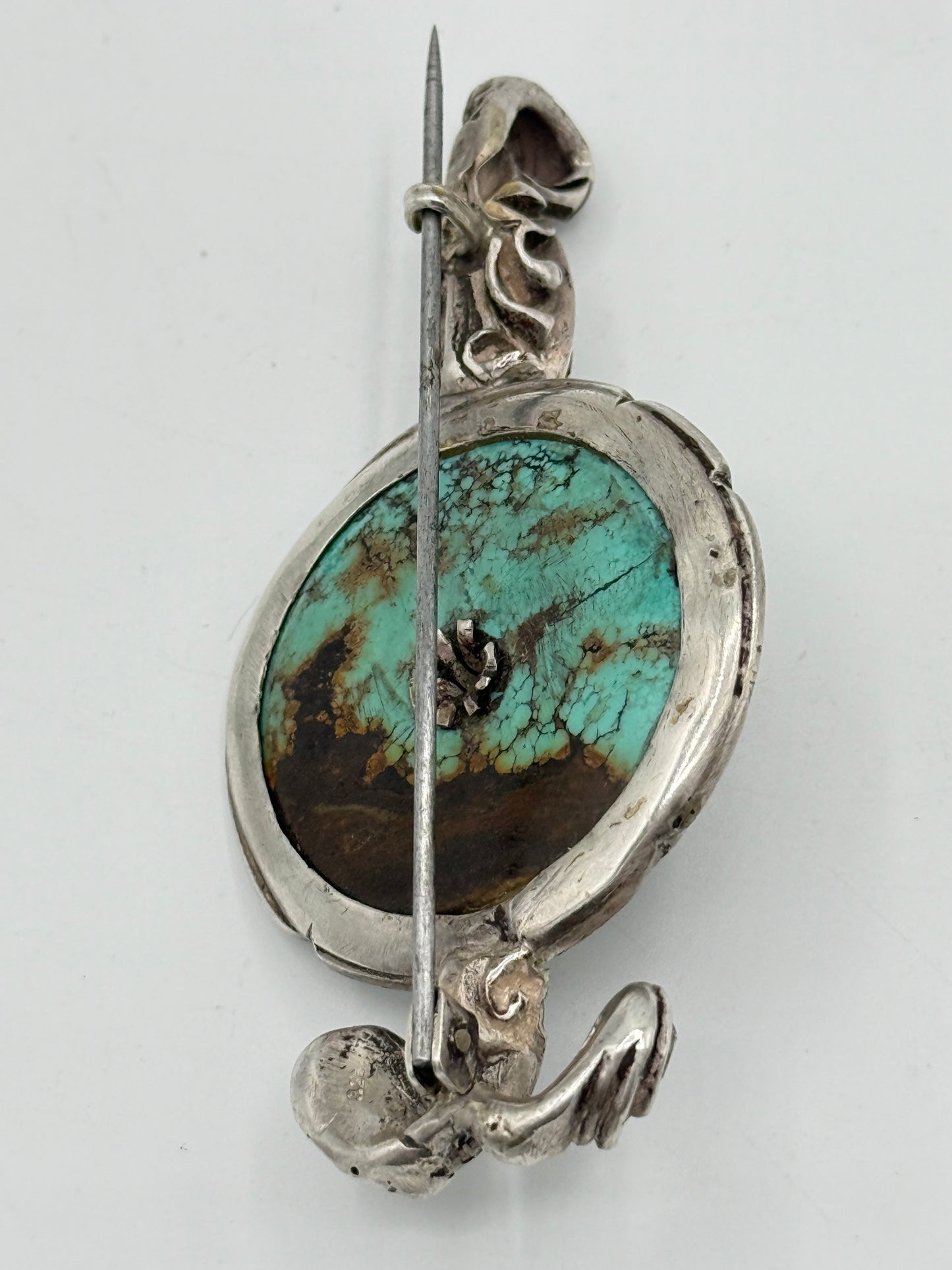Claude Schwartz, Paris (1958-) Vintage unika Studio jewelry broche i Sølv, Guld, Månesten og Turkis. Fra 1960érne