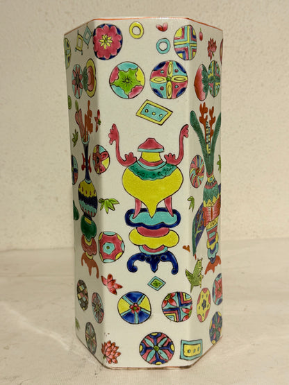Older Chinese hexagonal hat stand vase, from the late 19th/early 20th century. Stamped.