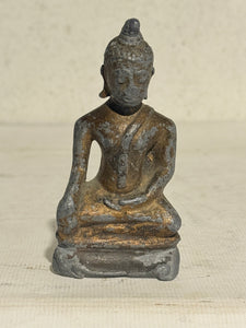 Antik Buddha i forgyldt metal, Kina, fra 1800 tallet