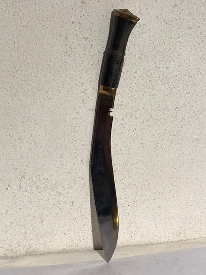Vintage Nepalesisk Gurkha militær kukri-kniv. Med royal proveniens