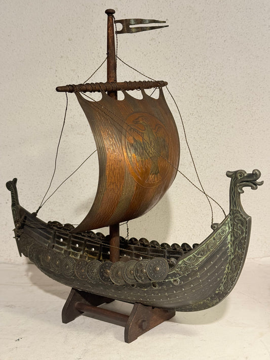 Edward Aagaard, ældre bronze Viking Drageskib, fra midt 1900 tallet.