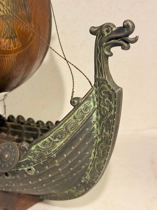 Edward Aagaard, ældre bronze Viking Drageskib, fra midt 1900 tallet.