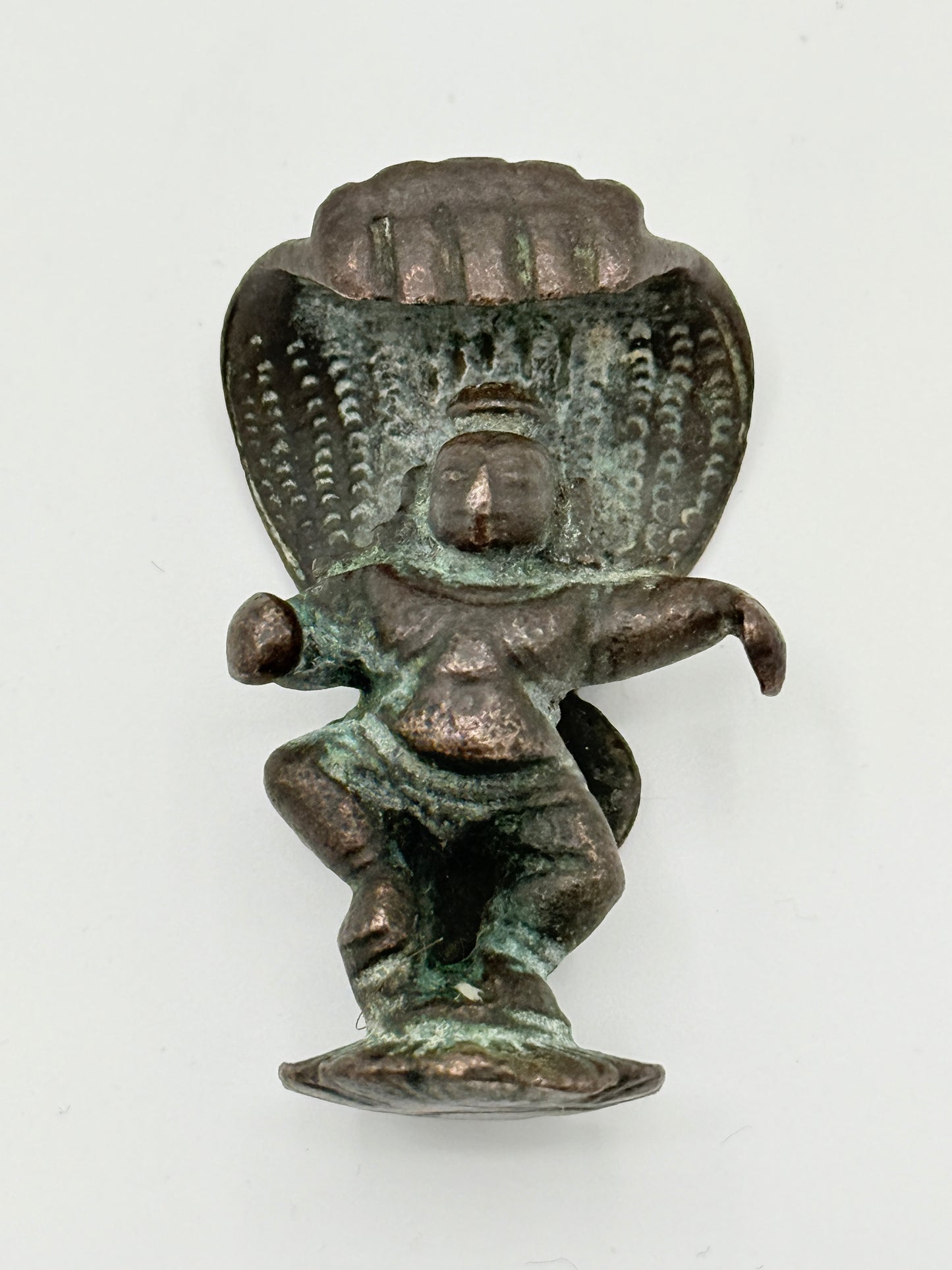 Antik Bala Krishna Kaliya kobber statue. Indien. Fra 17.-19. Århundrede