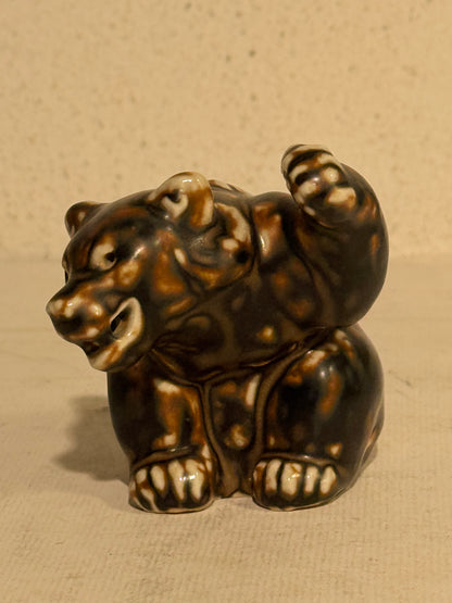 Knud Kyhn. Royal Copenhagen bear model no.: 21433.