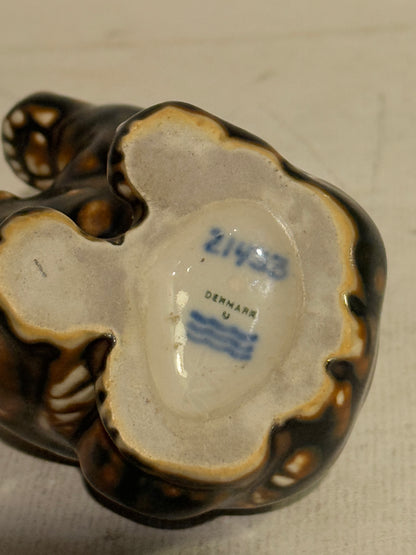 Knud Kyhn. Royal Copenhagen bear model no.: 21433.