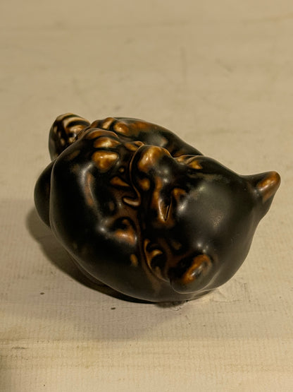 Knud Kyhn. Royal Copenhagen bear model no.: 21434.