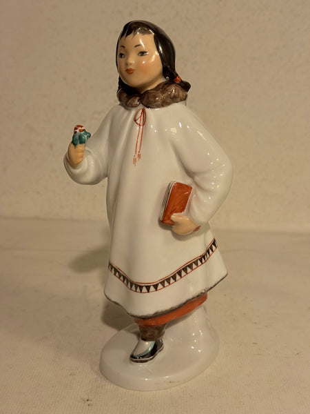 Lomonosov porcelænsfigur af Yakut pige. USSR.
