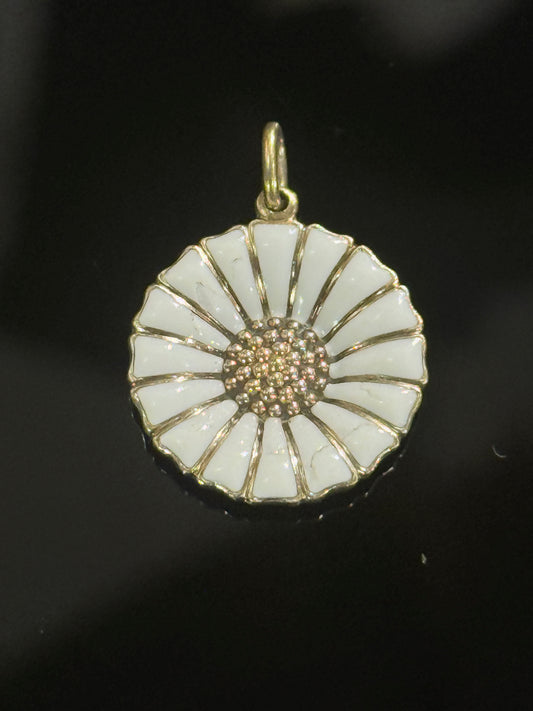 Georg Jensen Daisy Marguerit forgyldt sterling sølv vedhæng.