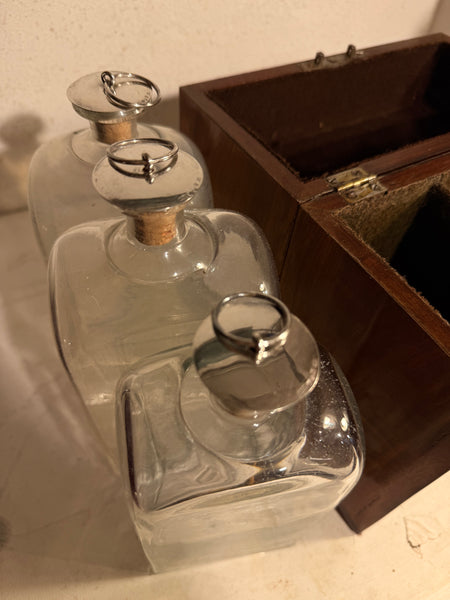 Cedersberg glass factory. Antique Tantalus in silver &amp; mahogany with 3 bottles. From 1821.