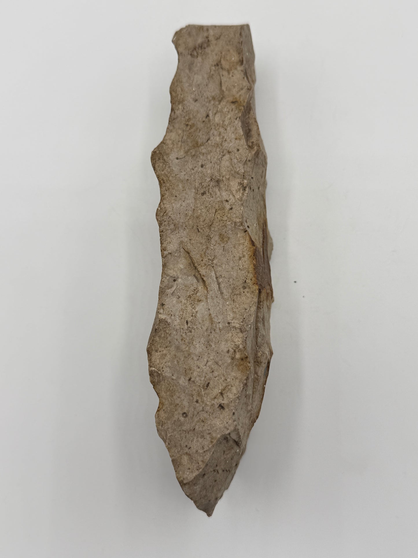 Dansk Stenalder. Tyknakket Valbyøkse i flint. 3000-1800 F.Kr