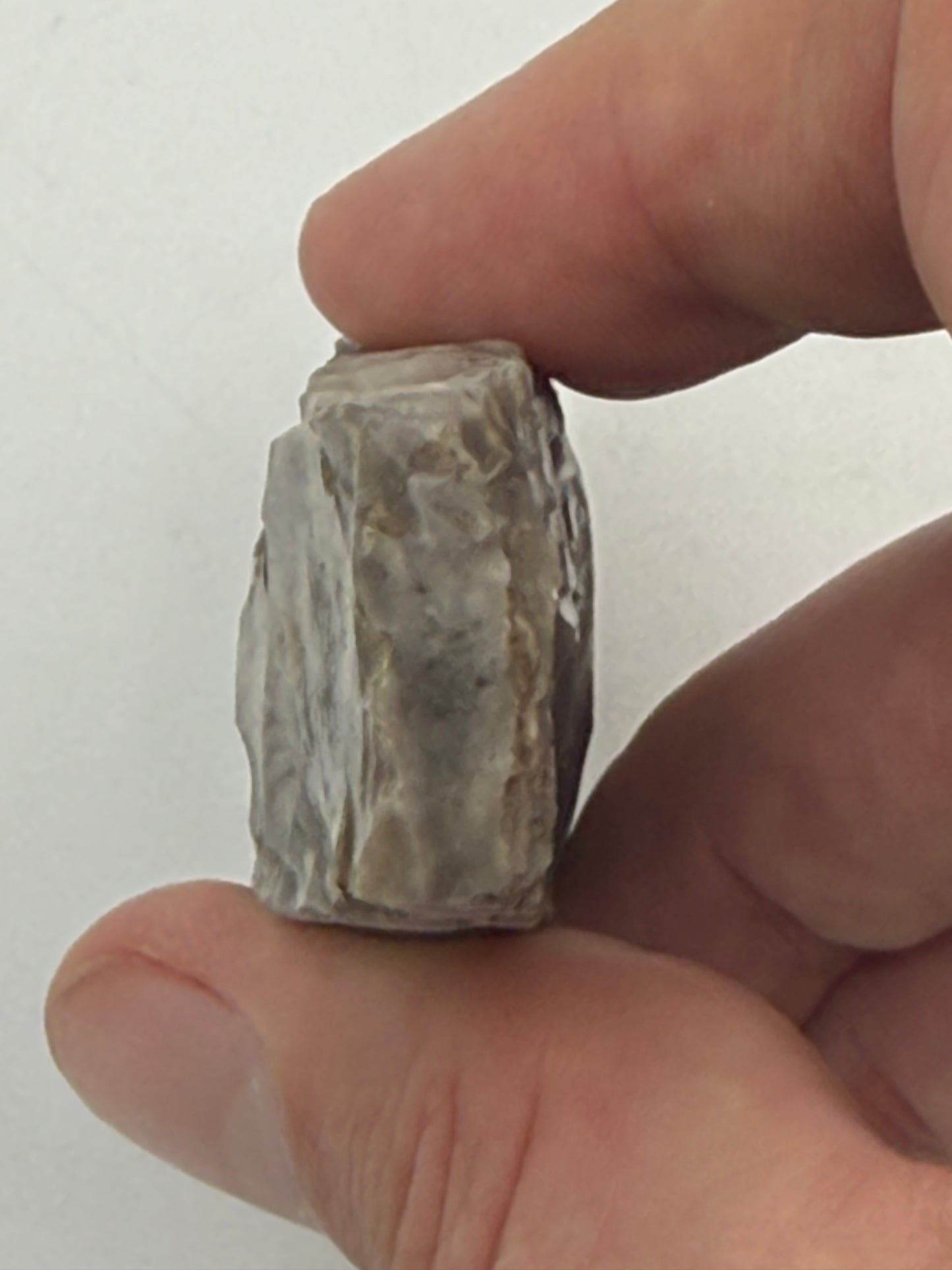 Dansk Stenalder. Tyknakket tyndbladet økse i flint. Dolktid 2400-1800 F.Kr