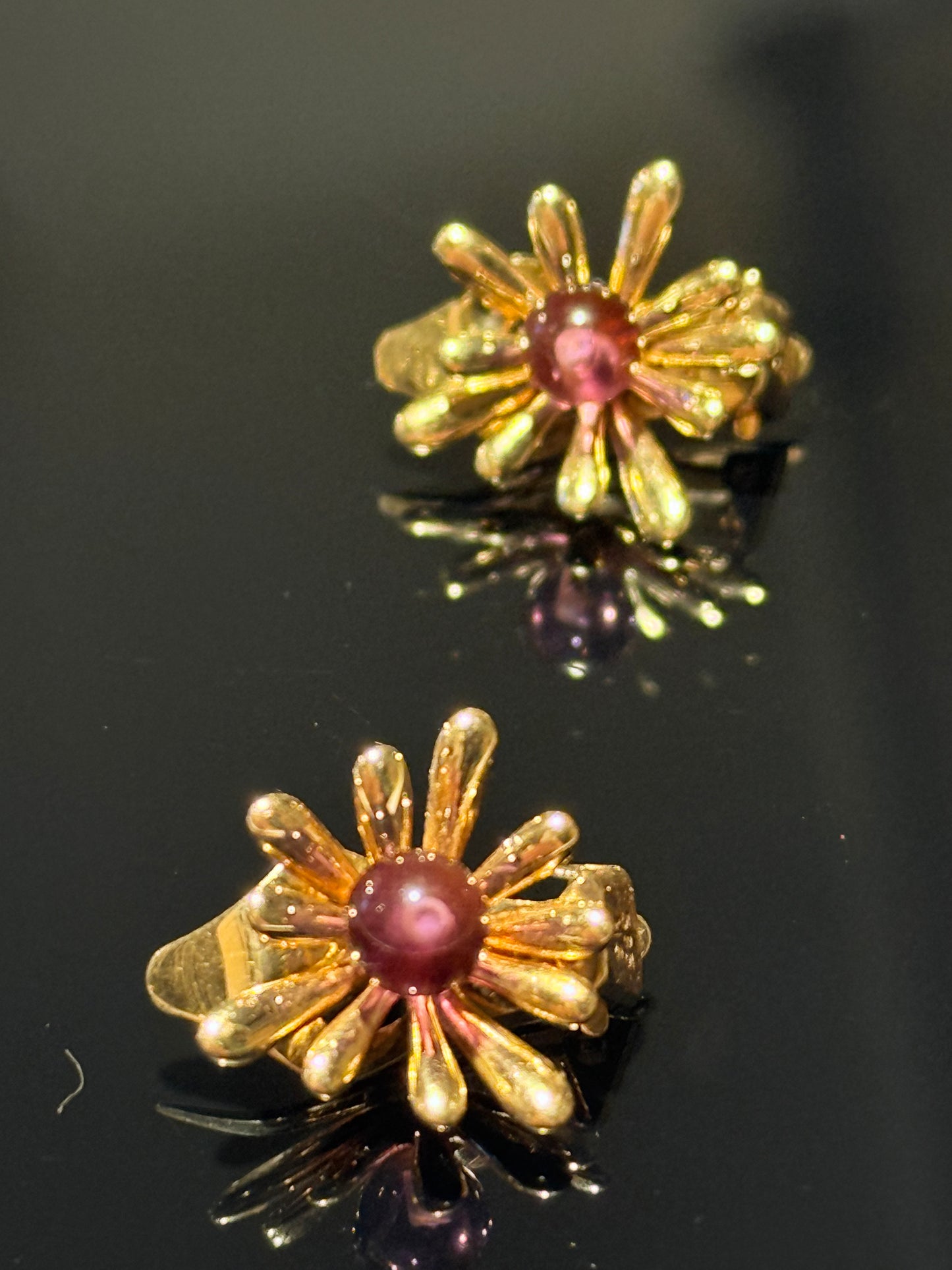 Hermann Siersbøl (1948-64) Vintage 14K guld øreringe med Amethyst.