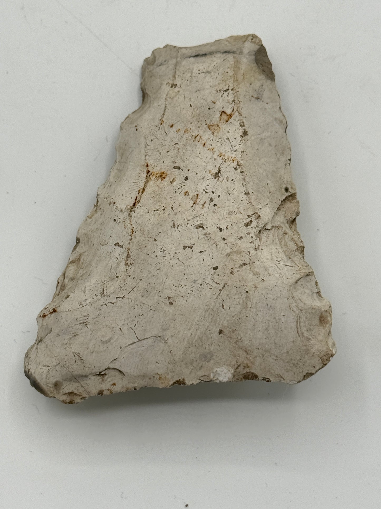 Dansk Stenalder. Asymmetrisk skiveøkse i flint. Sen Ertebølletid: 4500-3900 F.Kr