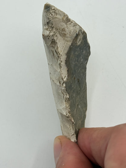 Dansk Stenalder. Asymmetrisk skiveøkse i flint. Sen Ertebølletid: 4500-3900 F.Kr