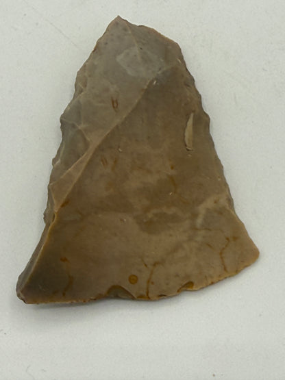 Dansk Stenalder. Symmetrisk skiveøkse i flint. Sen Ertebølletid: 4500-3900 F.Kr