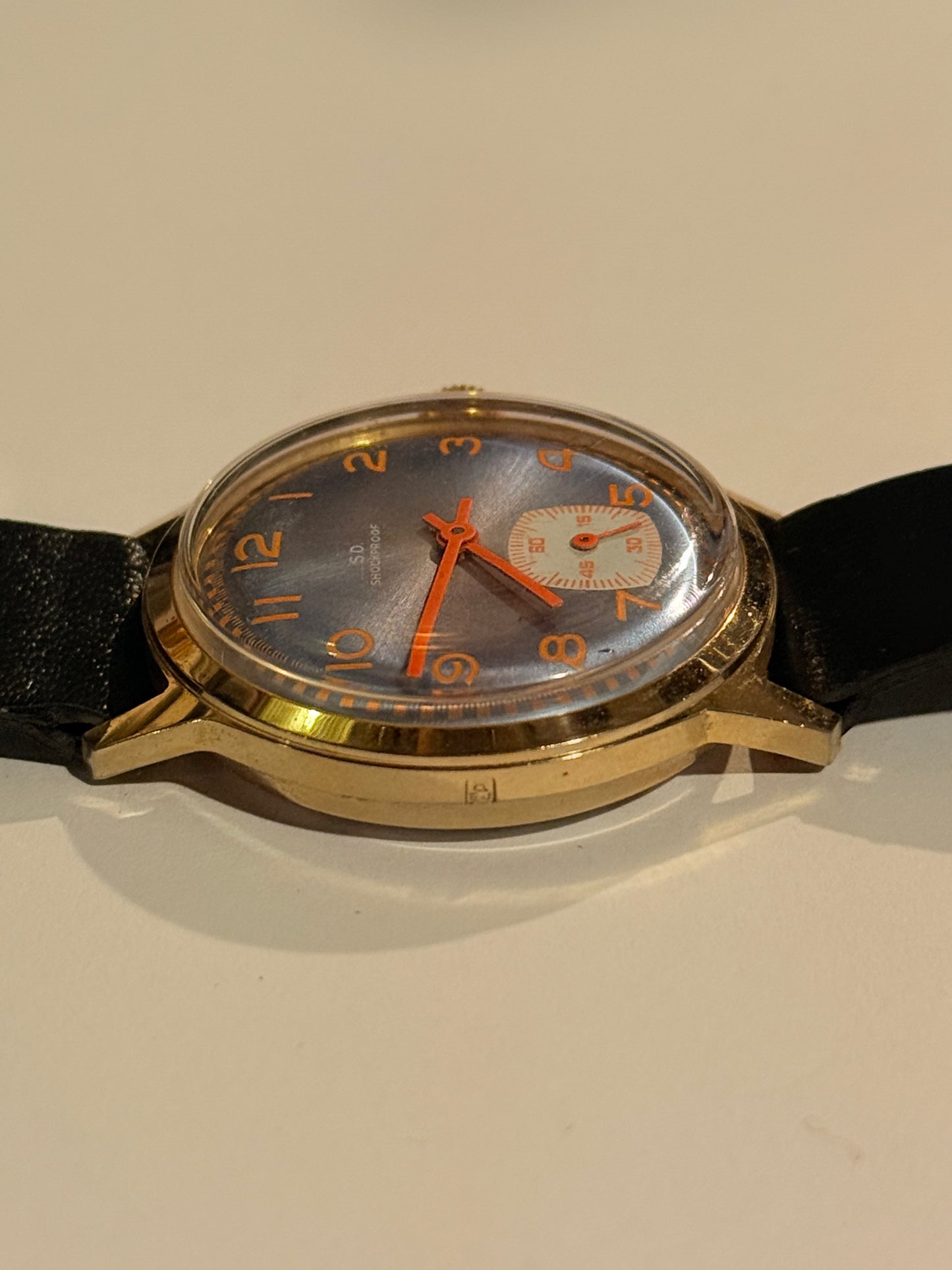 Vintage SD orange manuelt armbåndsur. Fra 1970erne.