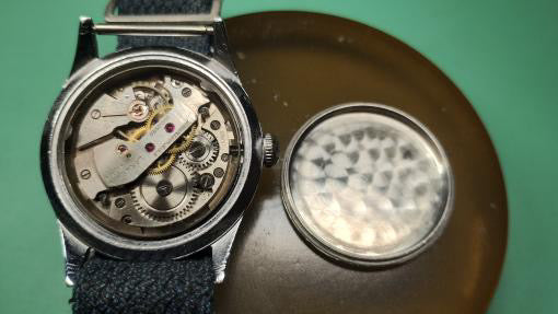 Ældre langel manuelt armbåndsur fra midt/slut 1950érne