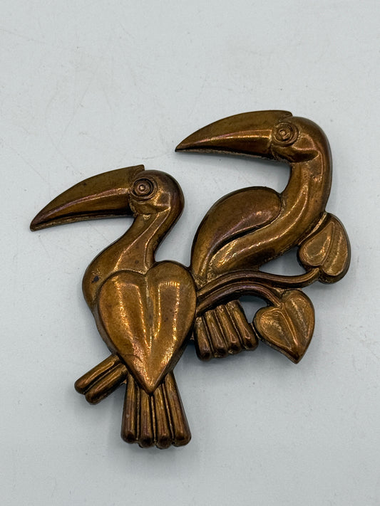 Art deco Tukan broche i kobber. Fra start/midt 20.Årh