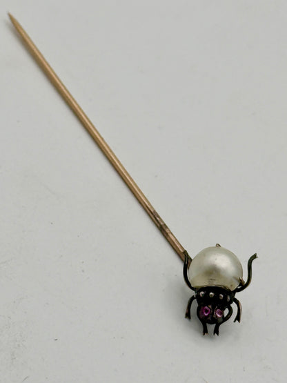 Antik viktoriansk beetle slipsenål i 18K. Guld, perle & amethyst. Slut 19. Årh