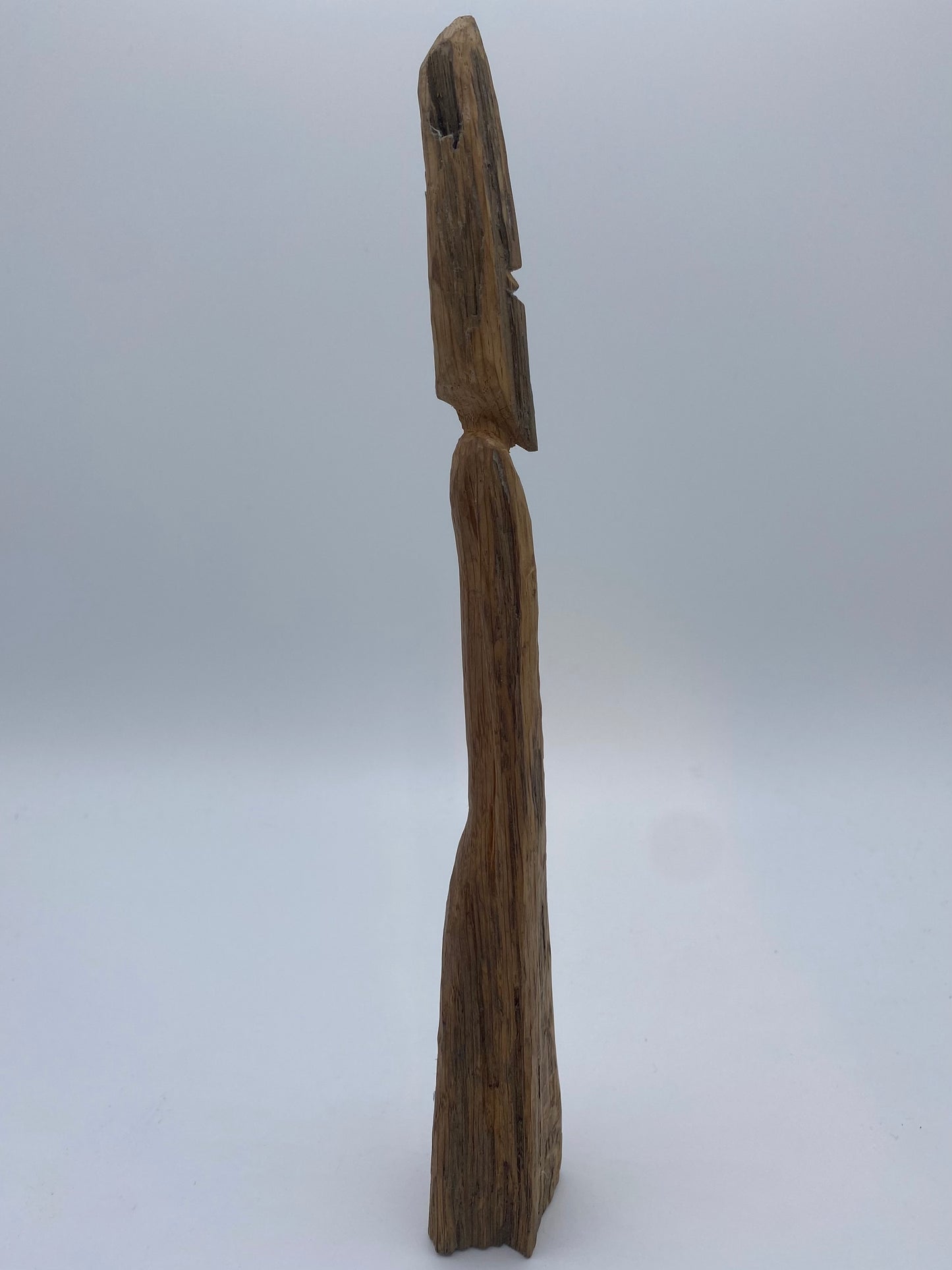 Håndskåren skandinavisk Maske mand pinde-figur. Slut 20. Århundrede